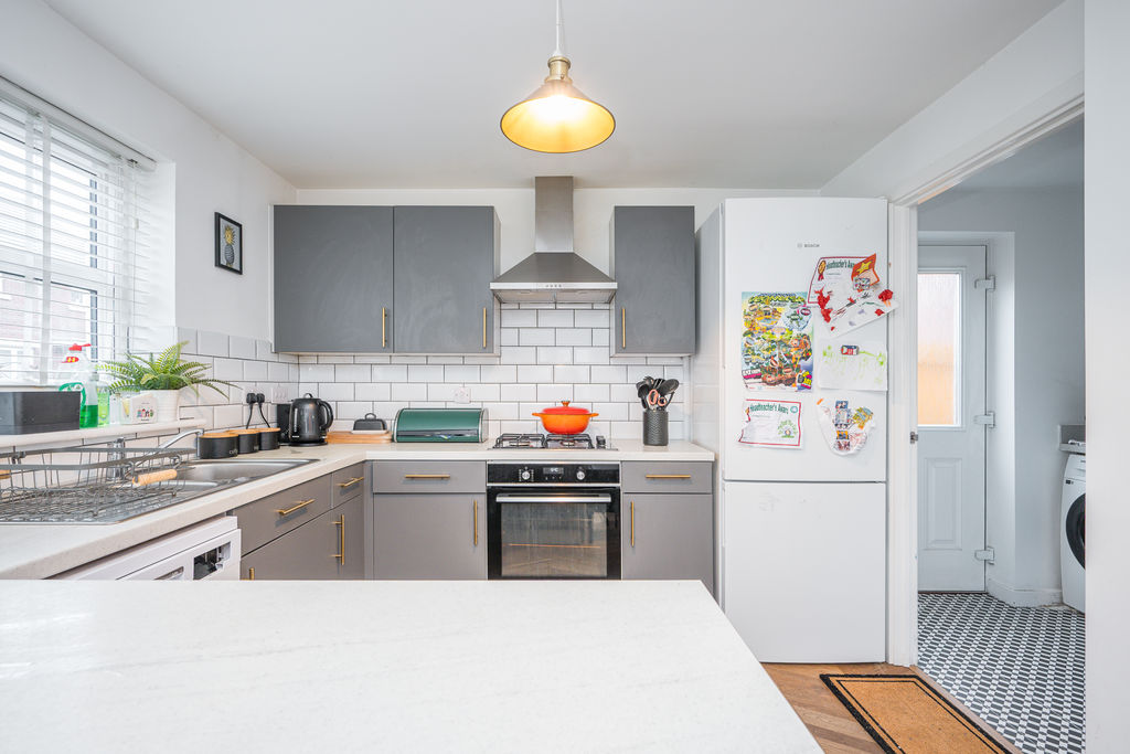 Kitchen- click for photo gallery